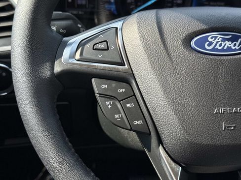 Used 2023 Ford Edge SEL AWD/4WD image 10