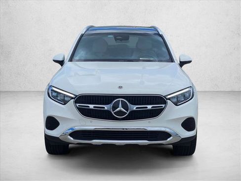 Certified 2026 Mercedes-Benz GLC 300 image 2