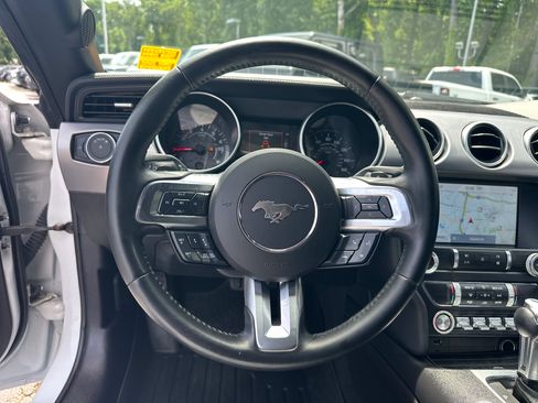 Used 2019 Ford Mustang Convertible w/ Equipment Group 101A RWD image 25