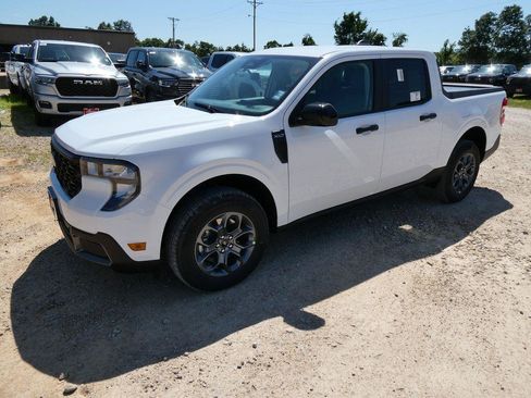 New 2026 Ford Maverick XLT w/ Equipment Group 301A AWD/4WD image 7