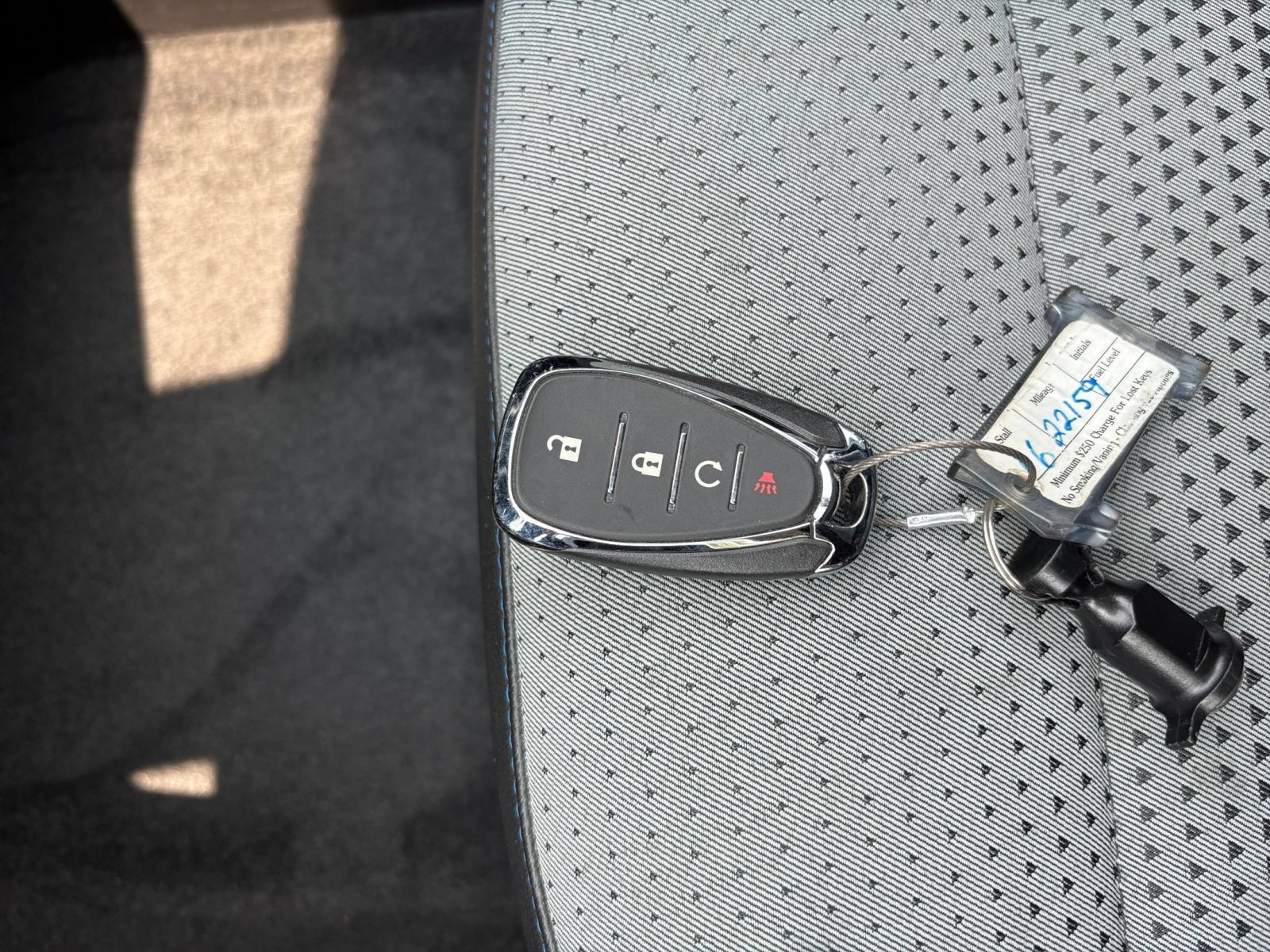 Used 2025 Chevrolet Trax LT w/ LT Convenience Package FWD image 19