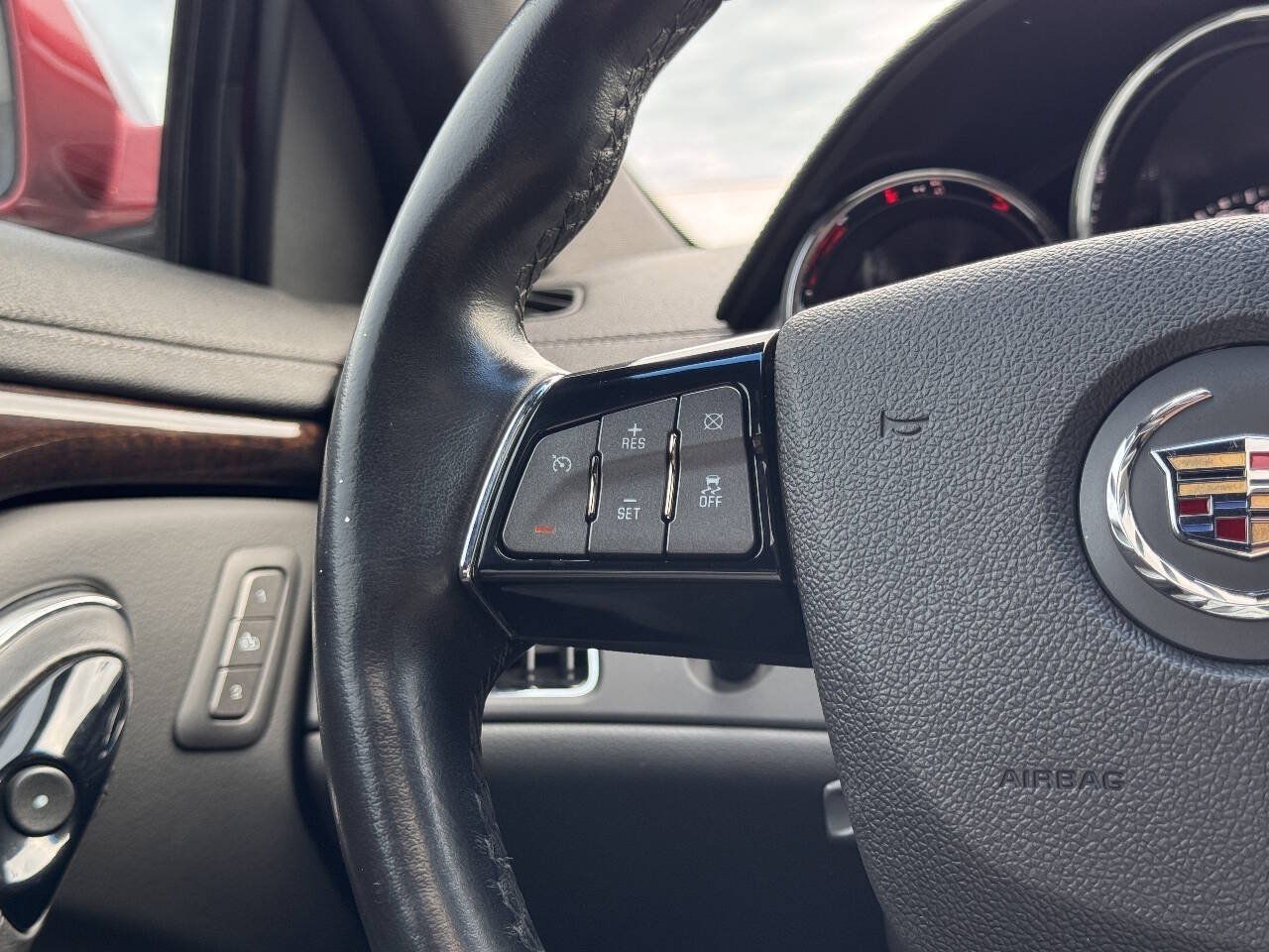 Used 2013 Cadillac CTS V w/ Wood Trim Package RWD image 28