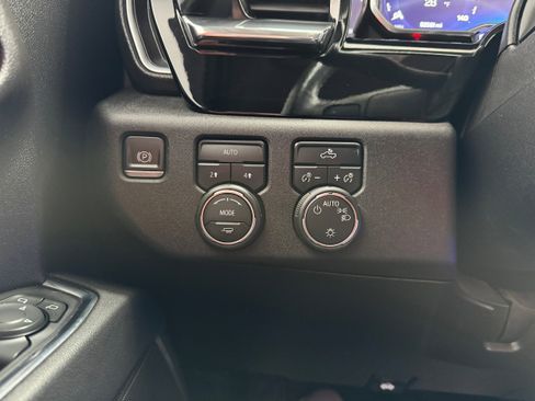 Used 2022 Chevrolet Silverado 1500 LT w/ Max Trailering Package image 21