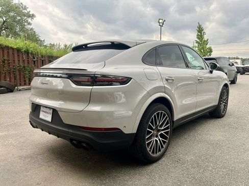 Used 2022 Porsche Cayenne Platinum Edition AWD/4WD image 7