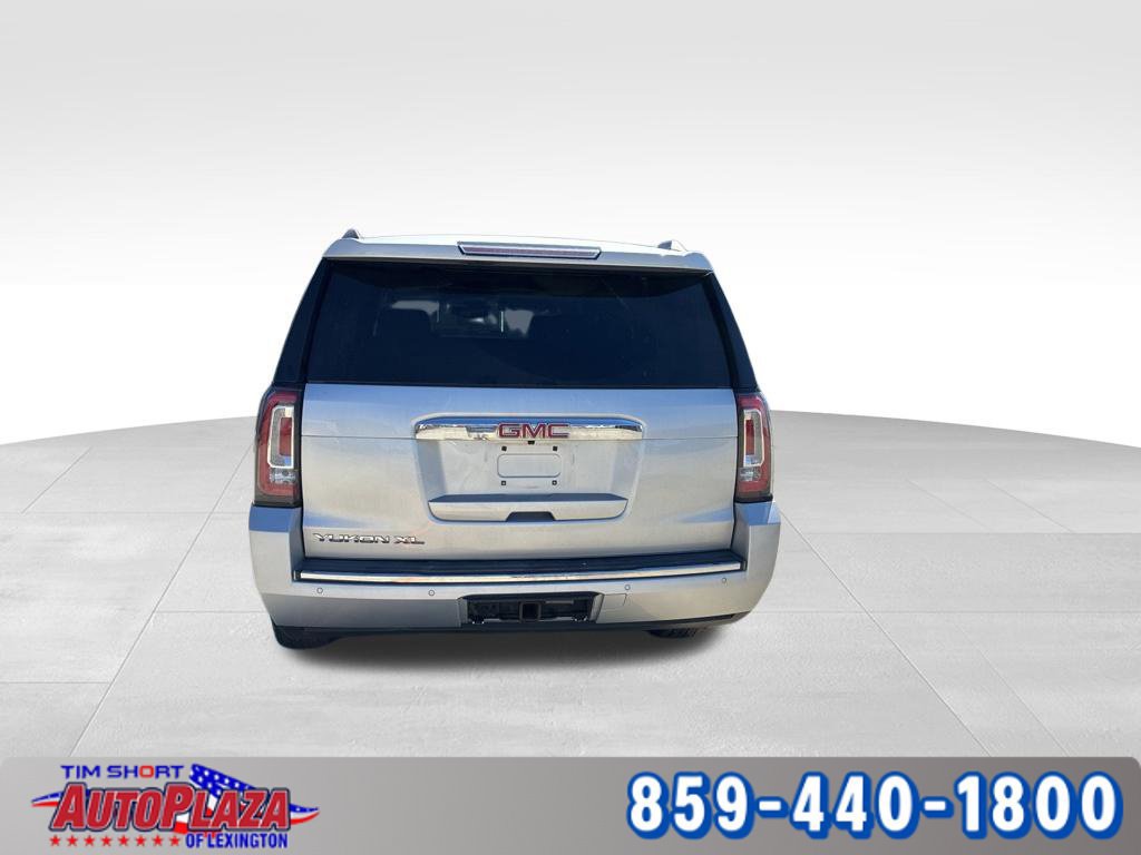Used 2020 GMC Yukon XL Denali AWD/4WD image 5