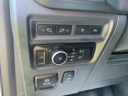 Certified 2024 Ford F150 Platinum image 19