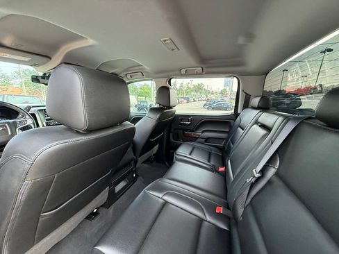 Used 2019 GMC Sierra 2500 SLT w/ Duramax Plus Package AWD/4WD image 24