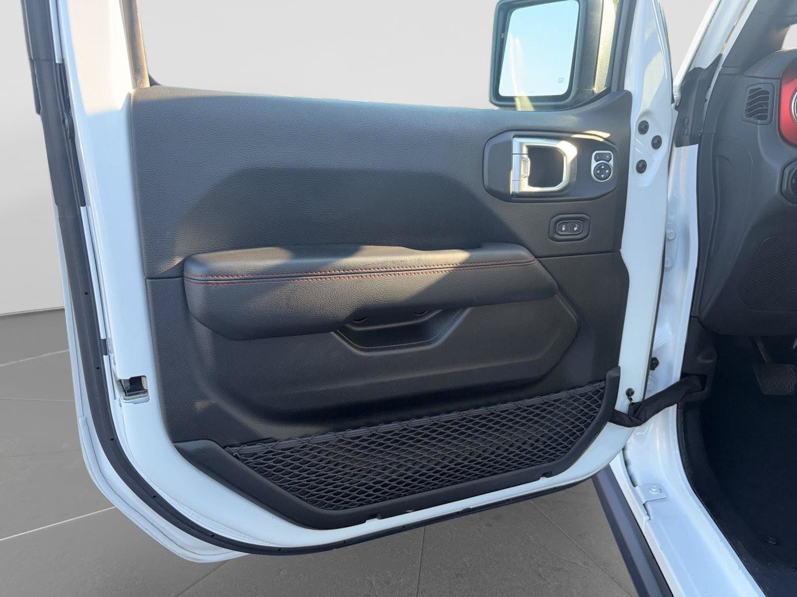 Used 2020 Jeep Wrangler Unlimited Rubicon AWD/4WD image 9