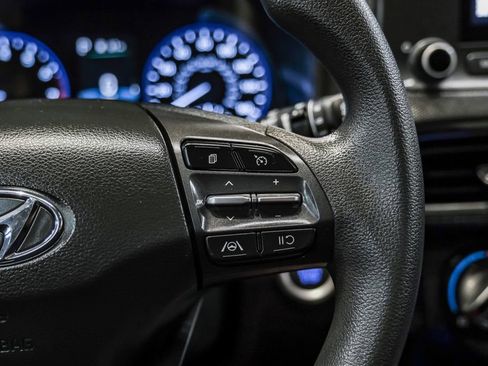 Used 2022 Hyundai Kona SEL image 19