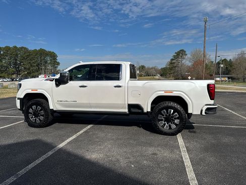 Used 2025 GMC Sierra 2500 Denali w/ Denali Reserve Package image 11