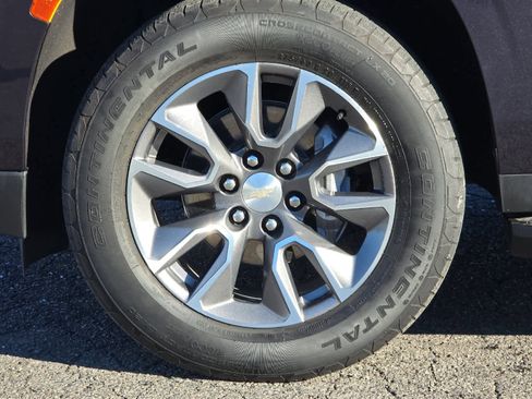 Used 2022 Chevrolet Tahoe LT w/ Luxury Package image 28