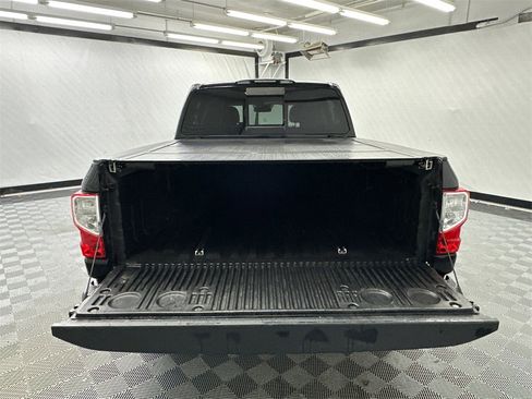 Used 2017 Nissan Titan Platinum Reserve image 20