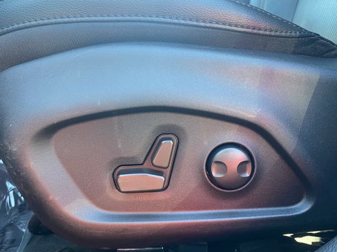 Used 2022 Jeep Compass Latitude image 21