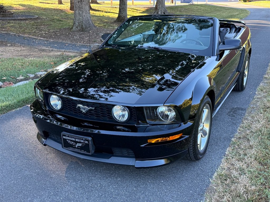 Used 2007 Ford Mustang GT RWD image 11