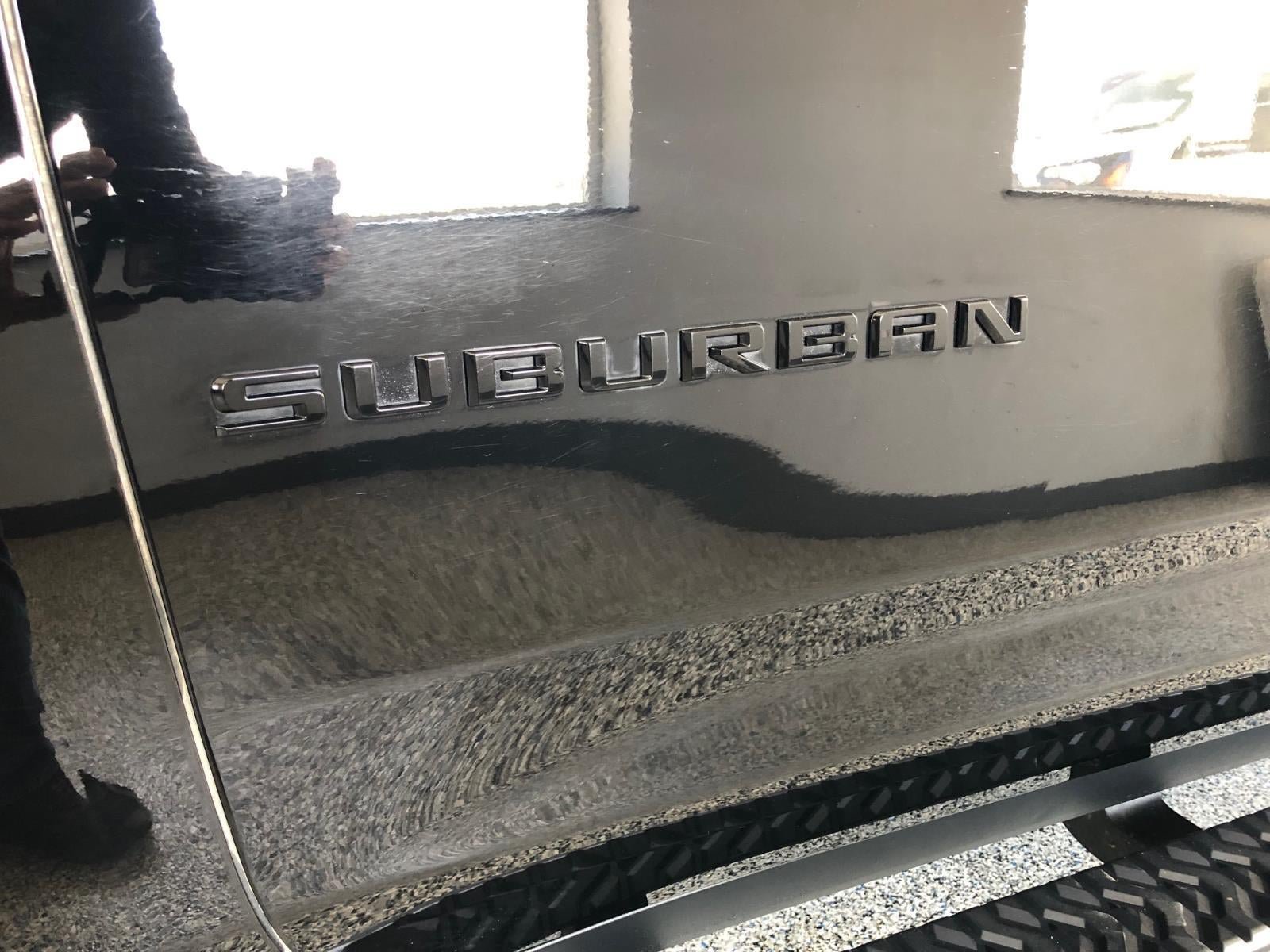 Used 2023 Chevrolet Suburban Z71 w/ Luxury Package AWD/4WD image 8