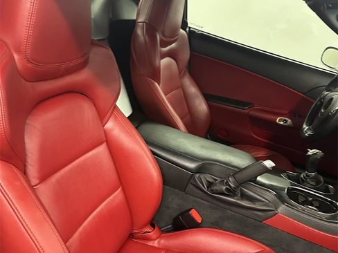 Used 2012 Chevrolet Corvette Grand Sport w/ 2LT Preferred Equipment Group image 31