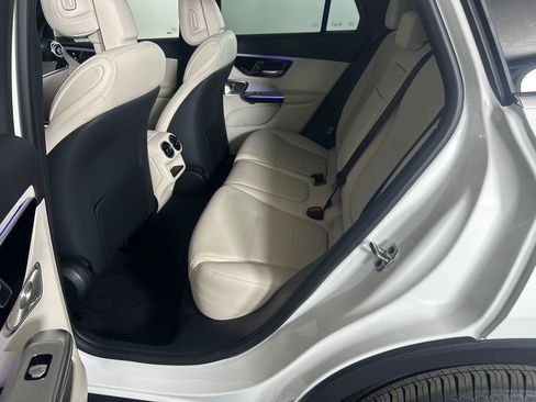 Certified 2026 Mercedes-Benz GLC 300 image 23