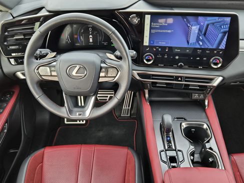 Used 2024 Lexus RX 500h F Sport image 36