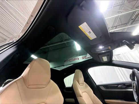 New 2026 Porsche Cayenne image 26