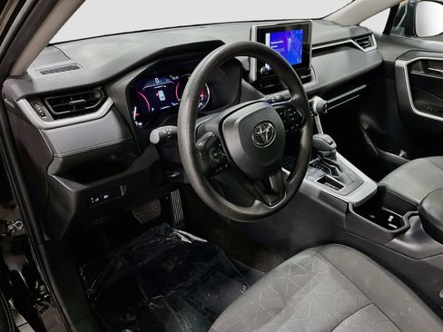 Used 2024 Toyota RAV4 XLE FWD image 16
