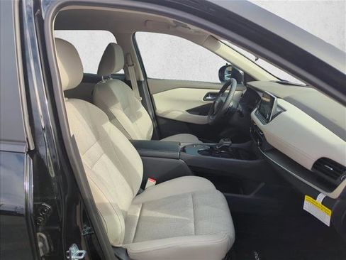 Certified 2025 Nissan Rogue SV image 20