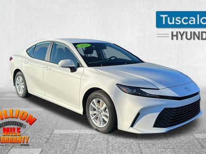 Used 2025 Toyota Camry SE