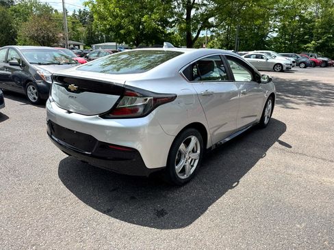 Used 2018 Chevrolet Volt LT w/ LT Driver Confidence Package image 5