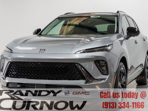 New 2025 Buick Envision Sport Touring image 4