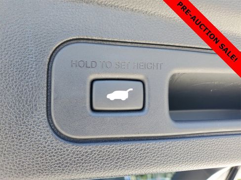 Certified 2026 Acura MDX w/ Technology Package image 9