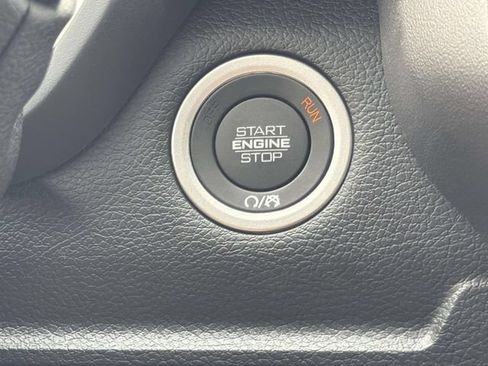 Used 2026 RAM 2500 Laramie AWD/4WD image 34