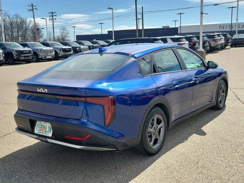 Used 2025 Kia K4 LXS image 4
