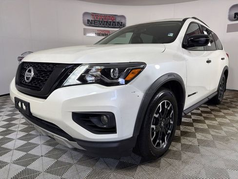 Used 2019 Nissan Pathfinder SV w/ Rock Creek Edition image 7