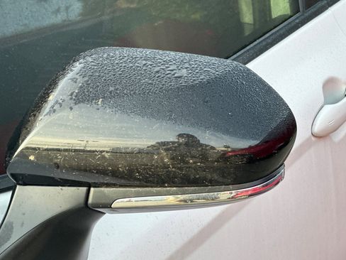 Used 2024 Toyota Camry SE image 11