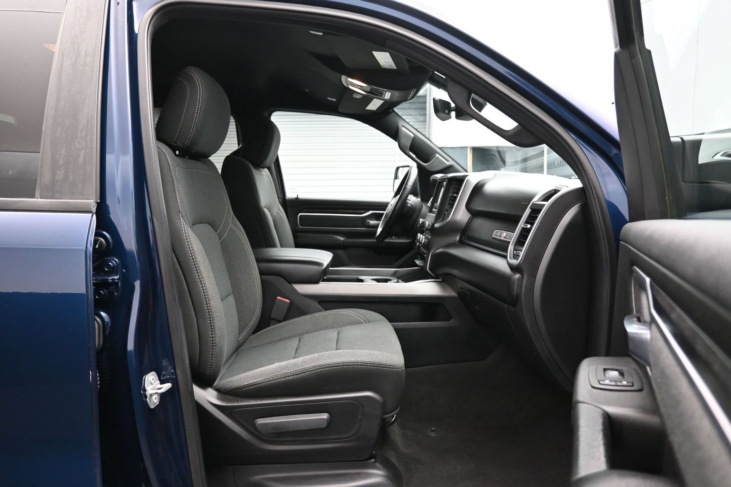 Used 2019 RAM 1500 Big Horn RWD image 13