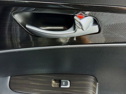 Used 2019 Kia Sorento L FWD image 29