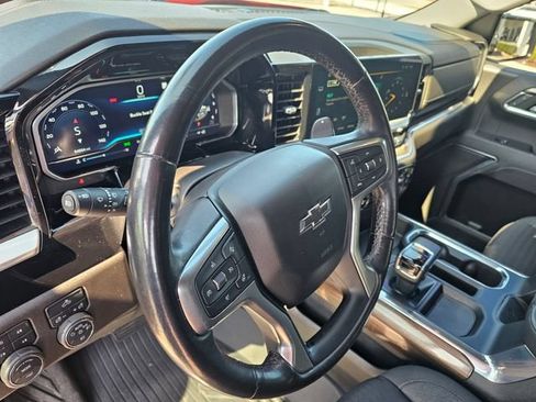 Used 2023 Chevrolet Silverado 1500 RST AWD/4WD image 17