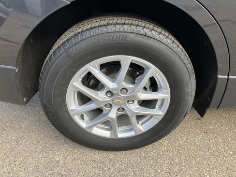 Used 2023 Chevrolet Equinox LT AWD/4WD image 19