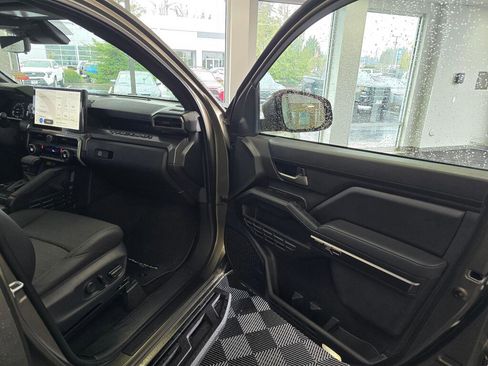 Used 2024 Toyota Tacoma TRD Off-Road w/ TRD Off Road Premium Package image 41