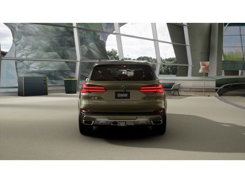 New 2026 BMW X5 xDrive40i image 5