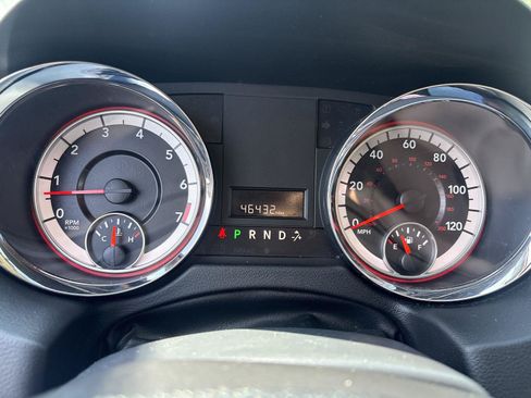 Used 2018 Dodge Grand Caravan SE FWD image 15