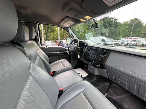 Used 2016 Ford F250 XL w/ Power Equipment Group AWD/4WD image 10