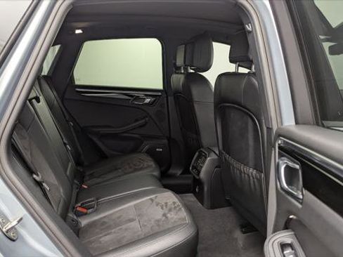 Used 2019 Porsche Macan image 19