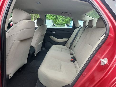 Used 2024 Honda Accord LX image 11