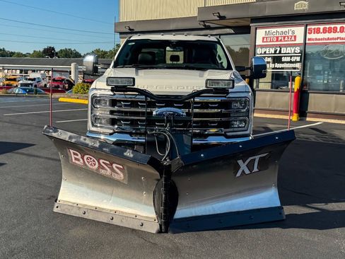 Used 2024 Ford F350 Lariat w/ Lariat Ultimate Package AWD/4WD image 7