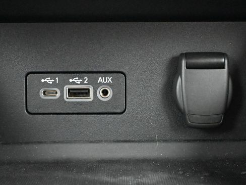 Used 2021 Nissan Sentra SR image 17