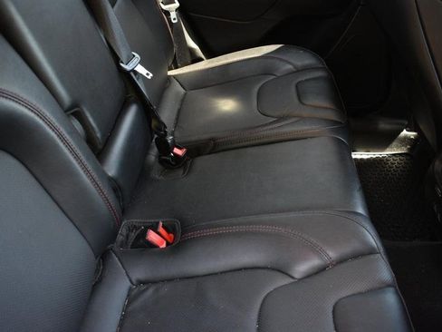 Used 2022 Jeep Cherokee Trailhawk image 28