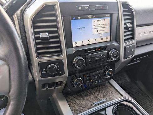 Used 2019 Ford F250 Lariat image 11