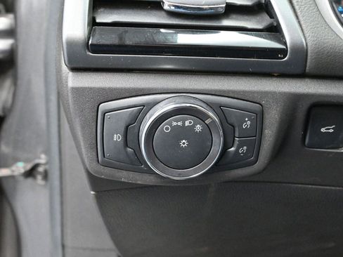 Used 2014 Ford Fusion SE w/ Equipment Group 201A image 24