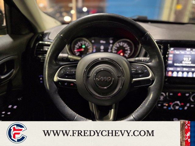 Used 2019 Jeep Compass Limited AWD/4WD image 12
