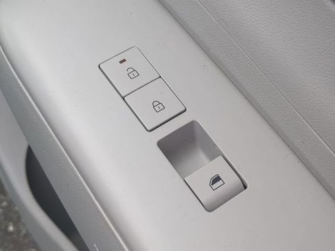 Used 2024 Hyundai Kona SEL image 44